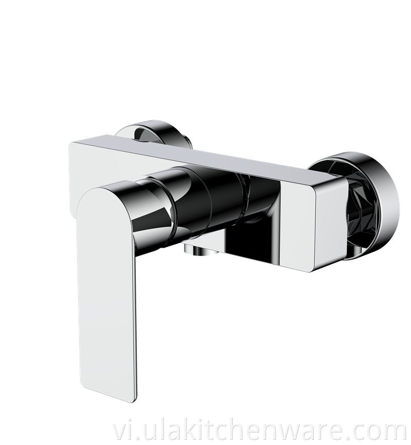 Cubic single level shower faucet